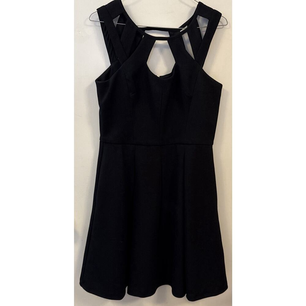 Betsey Johnson Women’s Black Dress with Zip Back Size Medium (See Measurements)